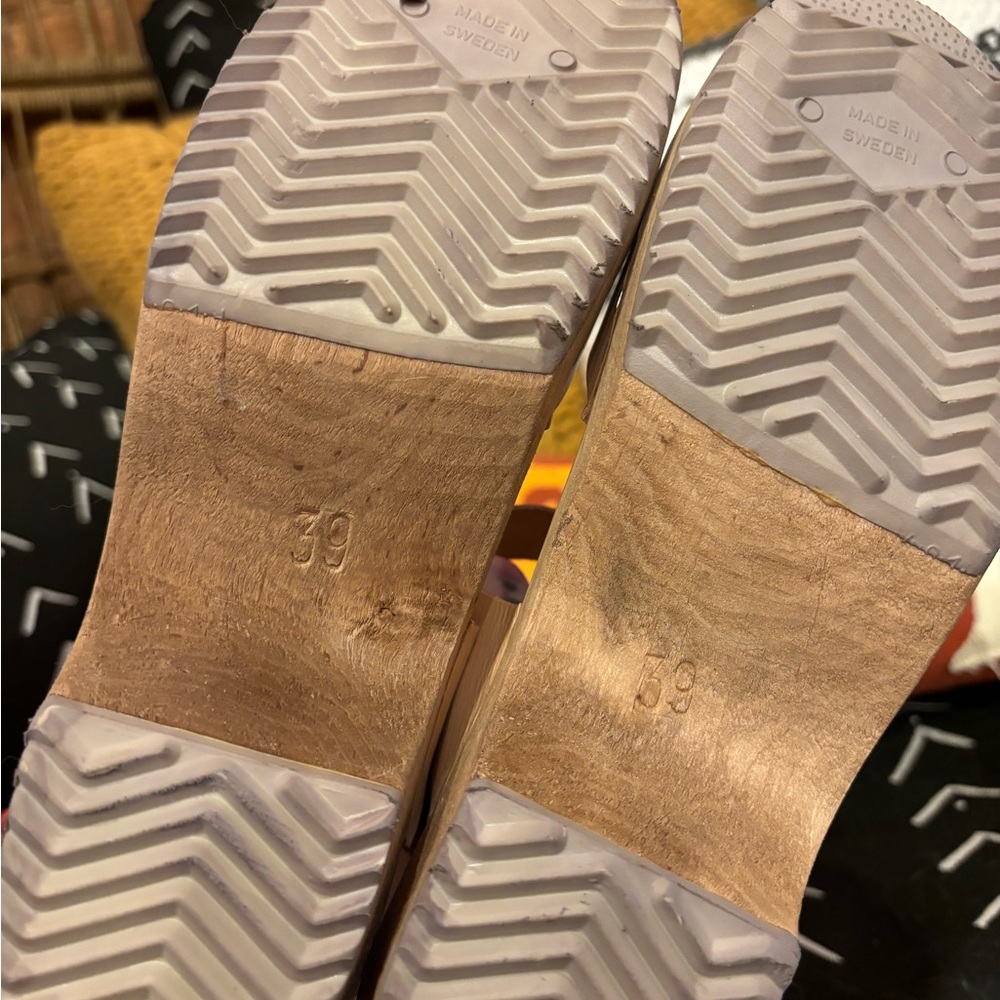 MIA Clogs - Picture 5 of 5